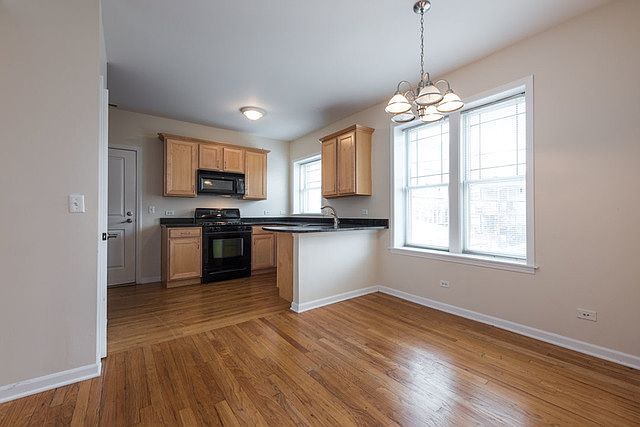 2nd image of 124 Callan Ave