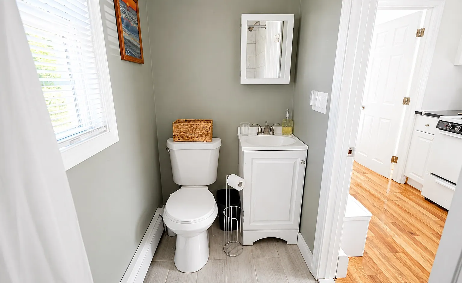 2 bed, 800 sqft, $2,700 — Photo 4