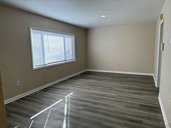 4th image of 1121 Amarillo Ave