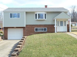 1083 Catherine Dr, Conway, PA 15027