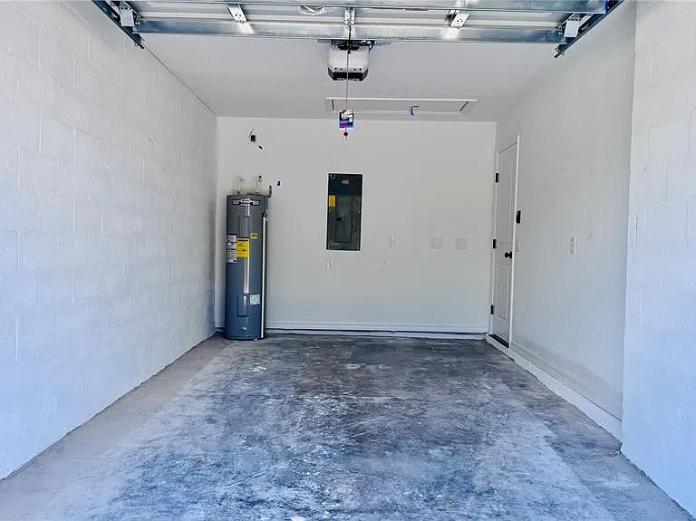 240 Organ St — Photo 14