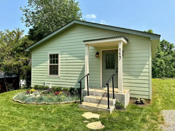 117 School Mountain Rd, Livingston, TN 38570