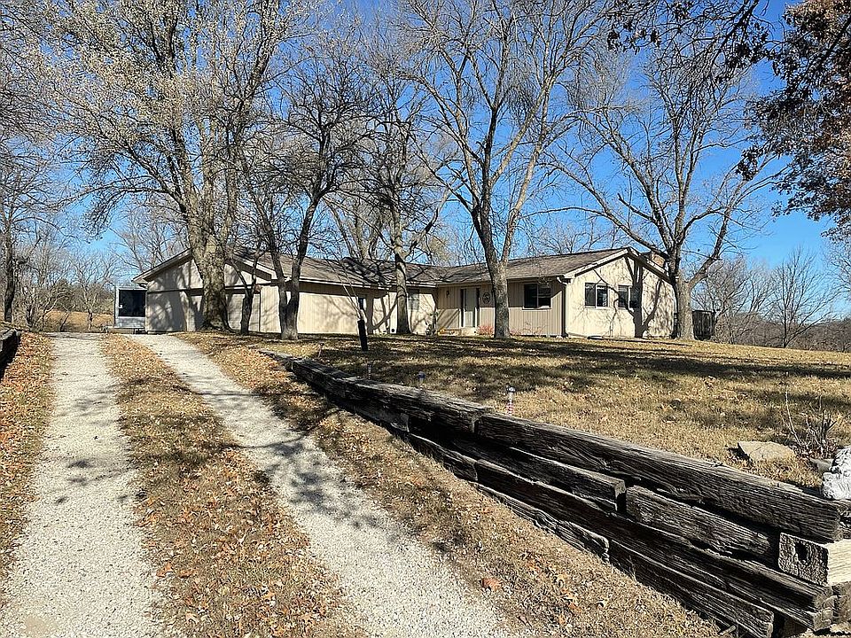 20067 352nd Pl, Earlham, IA 50072 Zillow