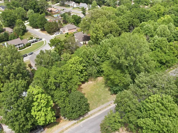 3033 Box Canyon Rd SE, Huntsville, AL 35803