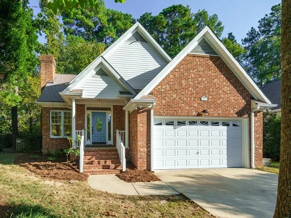 101 Bel Arbor Ln, Carrboro, NC 27510