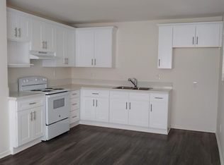 1452 Laurel Ave #40, Pomona, CA 91768