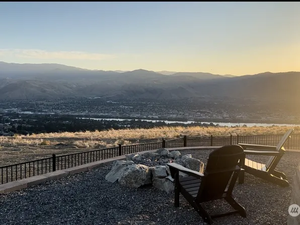 834 NE Tyler Place, East Wenatchee, WA 98802