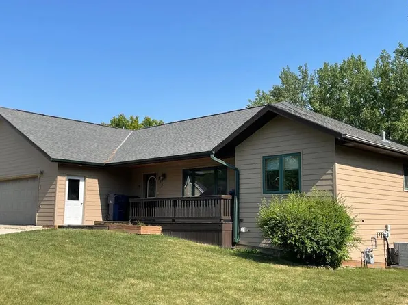 203 E Hillside Ave, Fergus Falls, MN 56537
