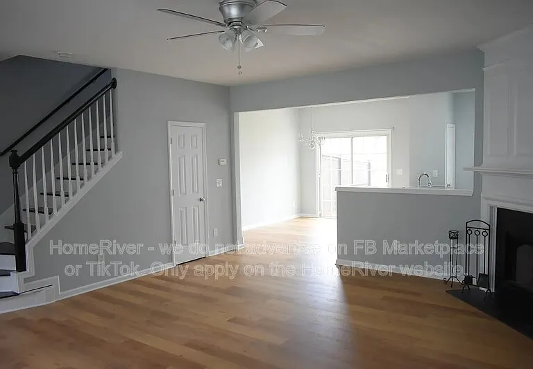 913 Prestwyck Ct — Photo 8