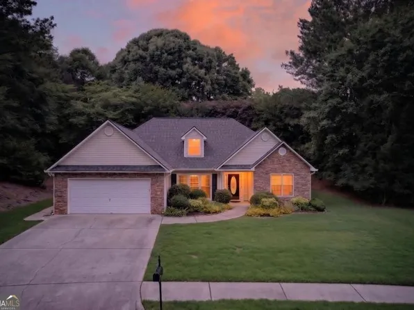 24 Prestwick Dr, Fayetteville, GA 30215