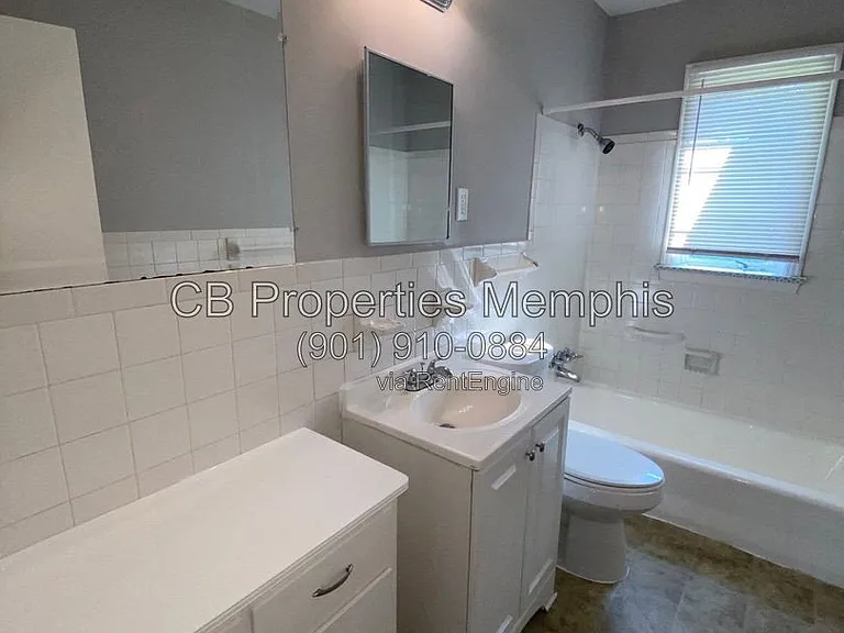 1190 Inman Cv — Photo 9