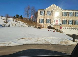 529 Galileo Dr, Rostraver Township, PA 15012