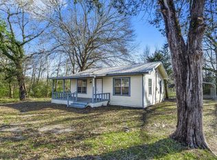472 E Main St, Zavalla, TX 75980