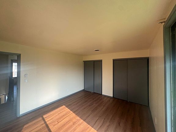 3rd image of 3947 S Sunset Sq