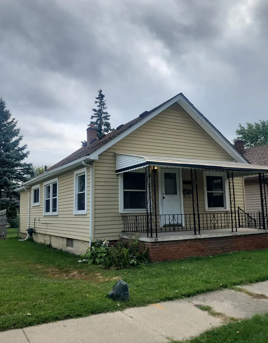 2 bed, 1000 sqft, $1,600 — Photo 1