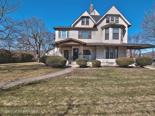 1543 Sanderson Ave #1B