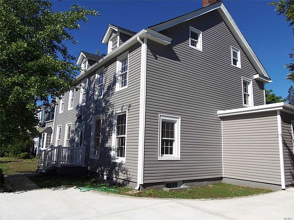3rd image of 807 E Carl Ave