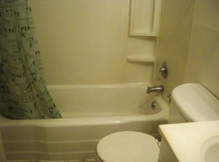 1401 Grand Ave APT 2, Waukegan, IL 60085