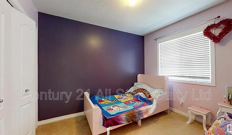 415 Aster Close — Photo 7