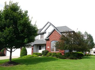 13193 Brandon Cir, Pickerington, OH 43147