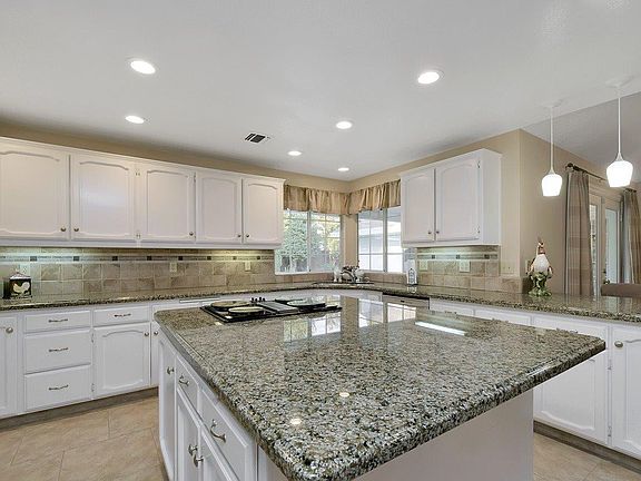 3rd image of 1269 Northridge Dr