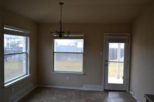 3rd image of 303 Delby St