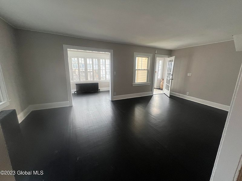 2nd image of 73 Pinewood Avenue