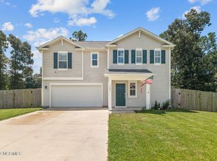 1106 Farmhouse Ln, Jacksonville, NC 28546