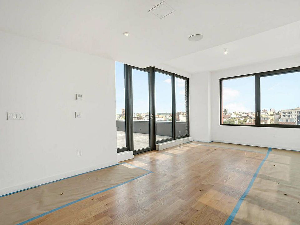 1st image of 54 Noll St #9019