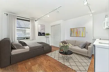 Rented by Living New York