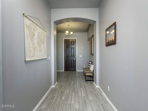 5th image of 3648 Cabrillo Ct