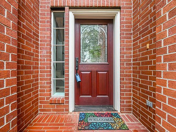 3rd image of 4526 Casey Cir