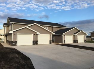 316 26th Ave, Sheldon, IA 51201