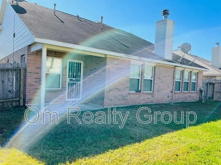 9506 Carsonmont Ln — Photo 37
