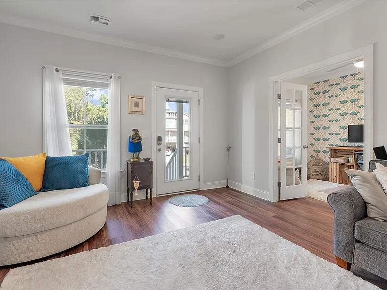 1420 Widows Ct — Photo 9