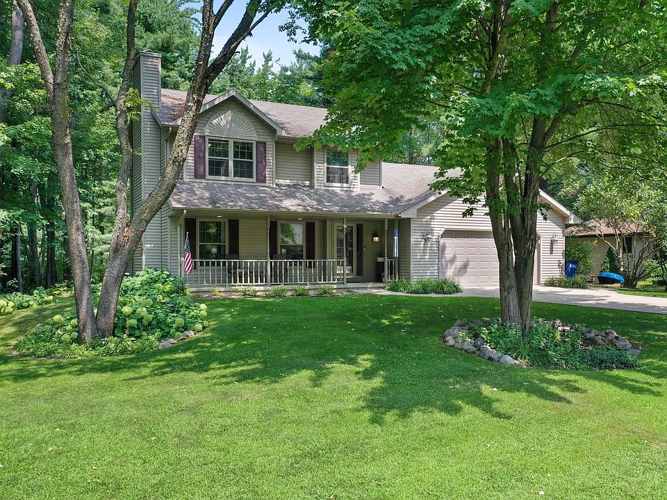 1st image of 1744 Ives Ln