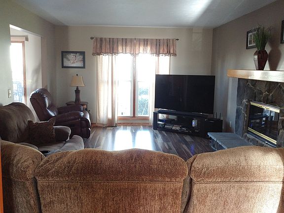 4th image of 525 Householder Cir