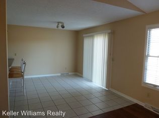 402 Green Valley Dr, Johnson City, TN 37601