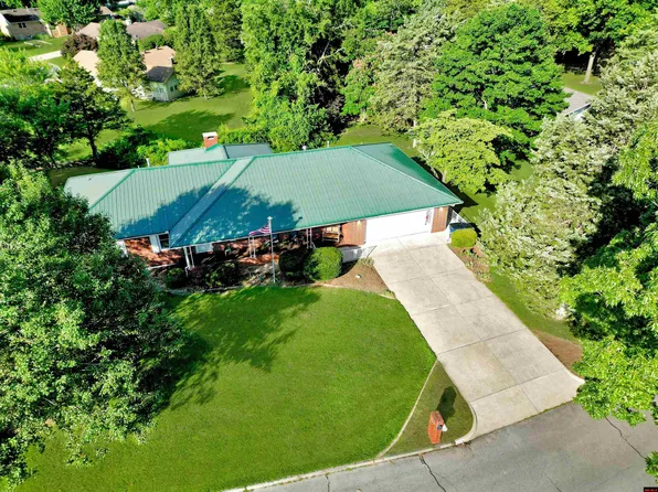 1729 Plantation Dr, Mountain Home, AR 72653