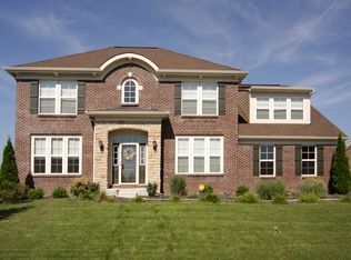 5822 Cherokee Dr, Bargersville, IN