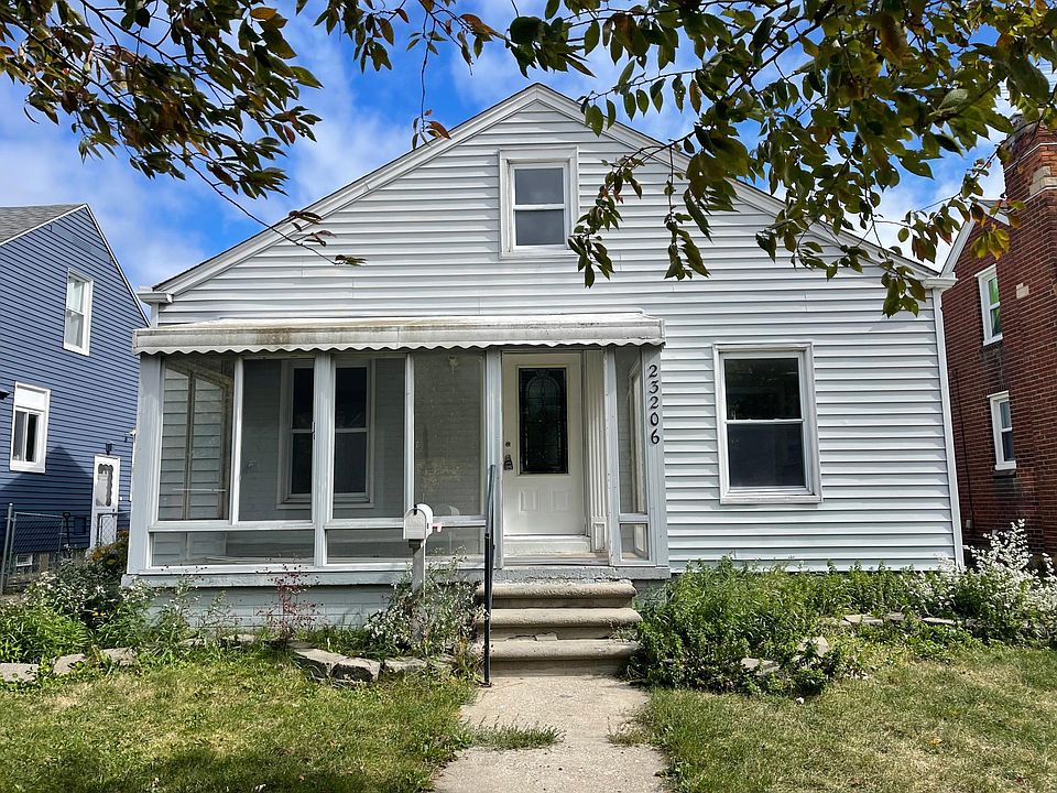1st image of 23206 Firwood Ave