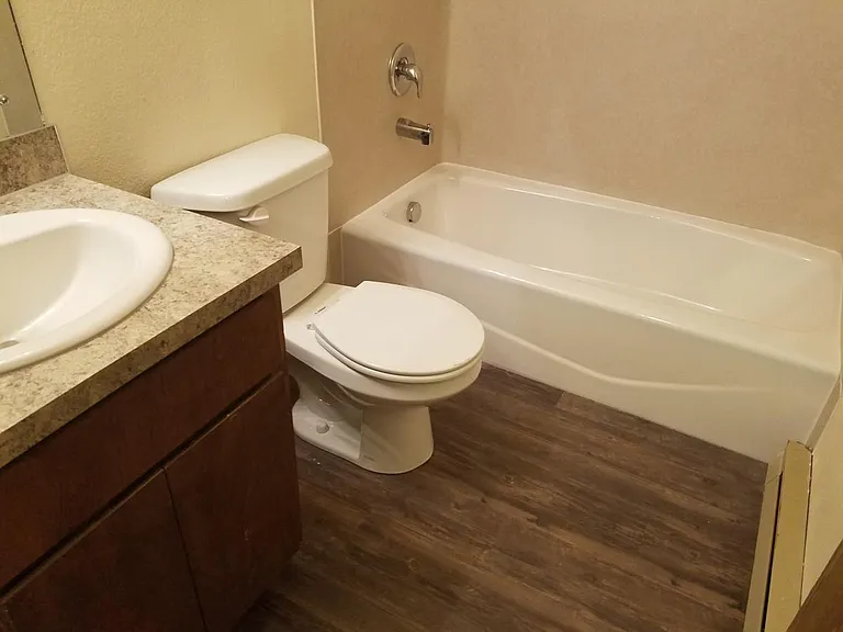 1123 S Harrison St #3 — Photo 6