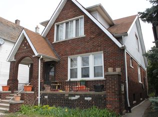 12038 Klinger St, Hamtramck, MI 48212
