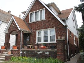 12038 Klinger St, Hamtramck, MI