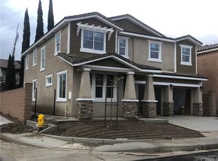 698 Lourdes Ln, Rialto, CA 92376