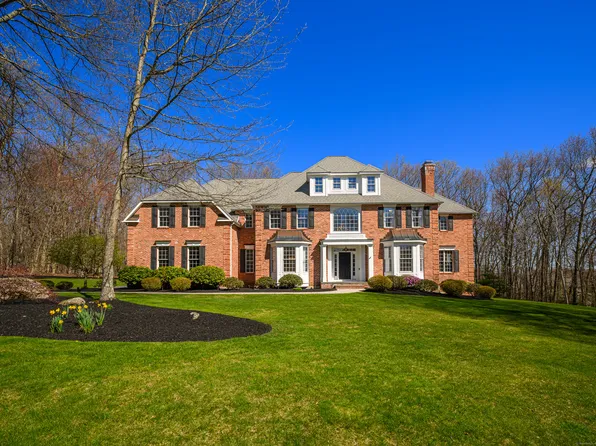 226 Kingswood Drive, Avon, CT 06001