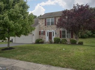 1017 Fallbrook Ln, Pottstown, PA 19464