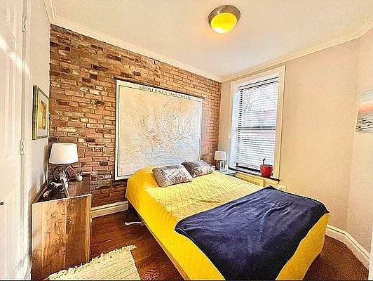 3rd image of 307 E 8th St #3D