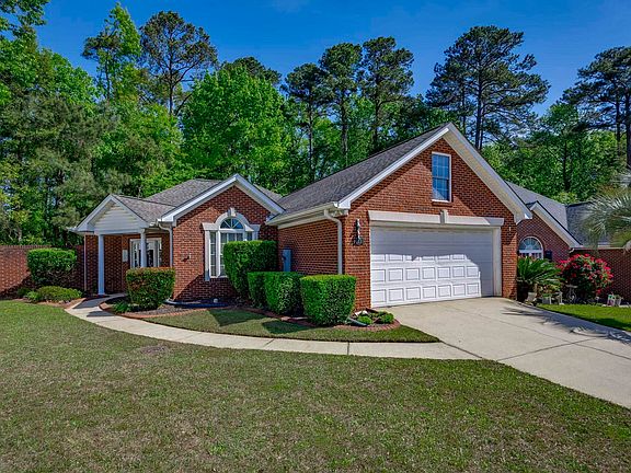 2nd image of 115 Garden Trail Ln