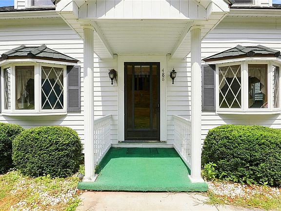 3rd image of 488 Bloom Rd